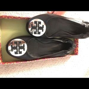 Tory Burch classic ballet flat like new size 8.5